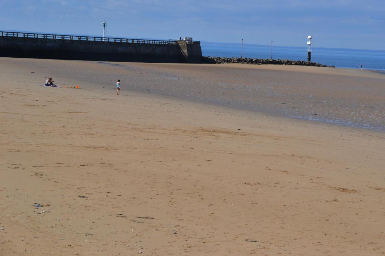 Gite "Au P'Tit Tourois" De Plain-Pied Tout Confort Avec Veranda Proche D'Omaha Beach Et De Bayeux Accueillant Les Animaux Exterior foto